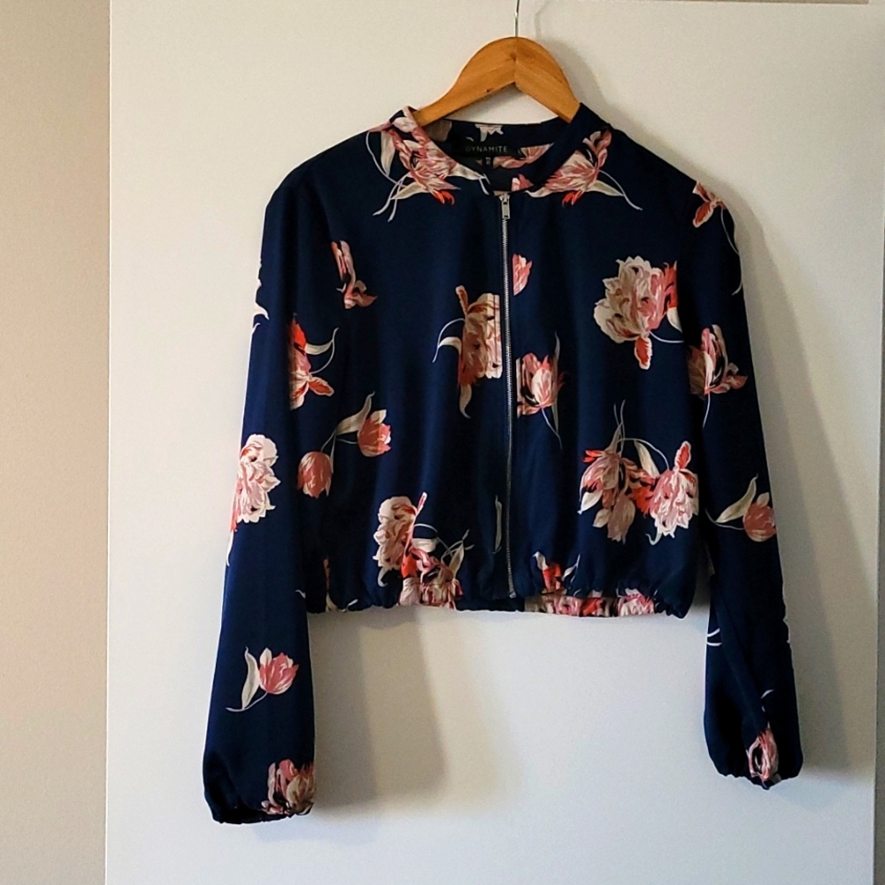 Dynamite Cropped Floral jacket